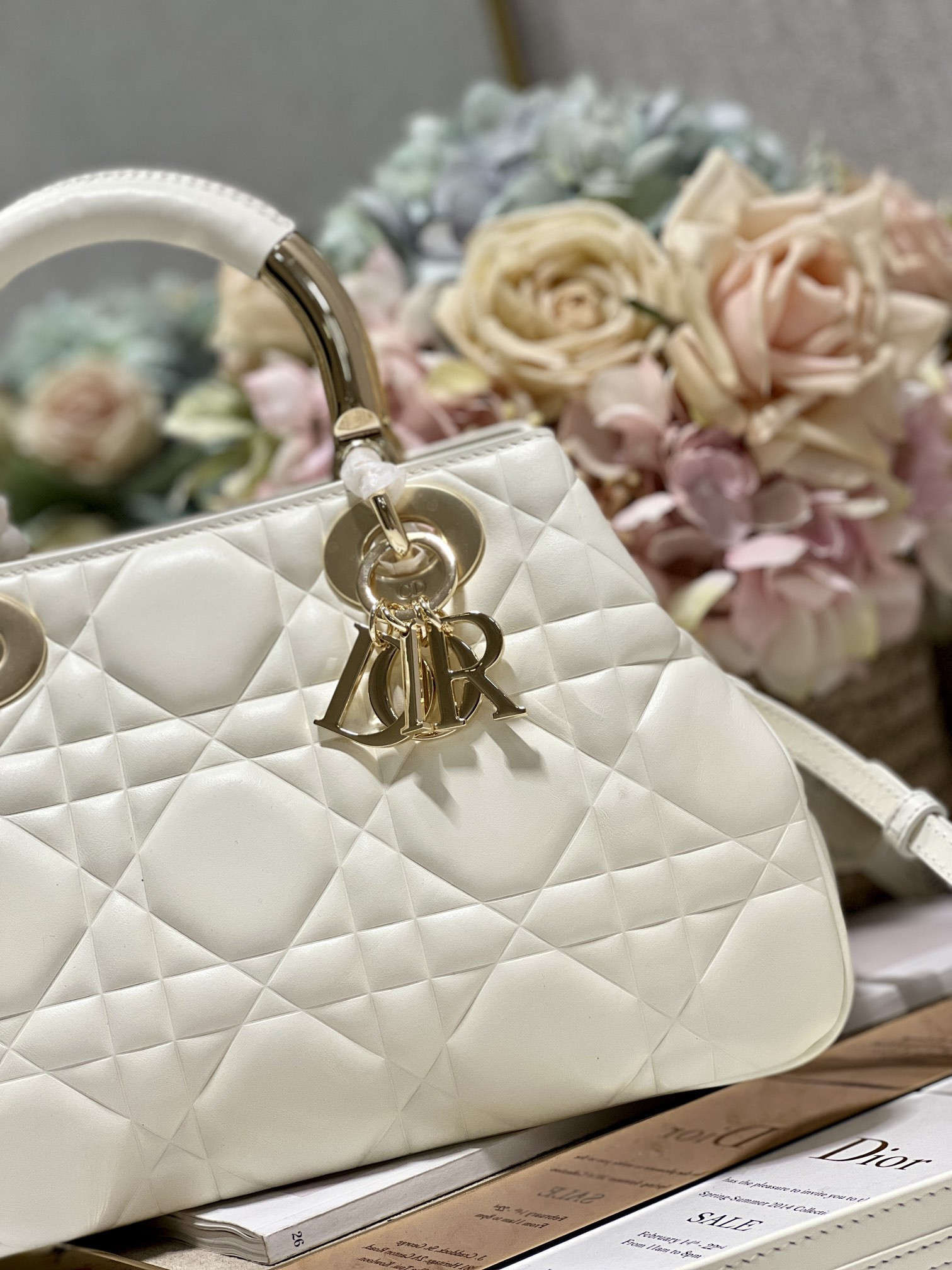 Lady D10r 95•22 30×18.5×11.5cm