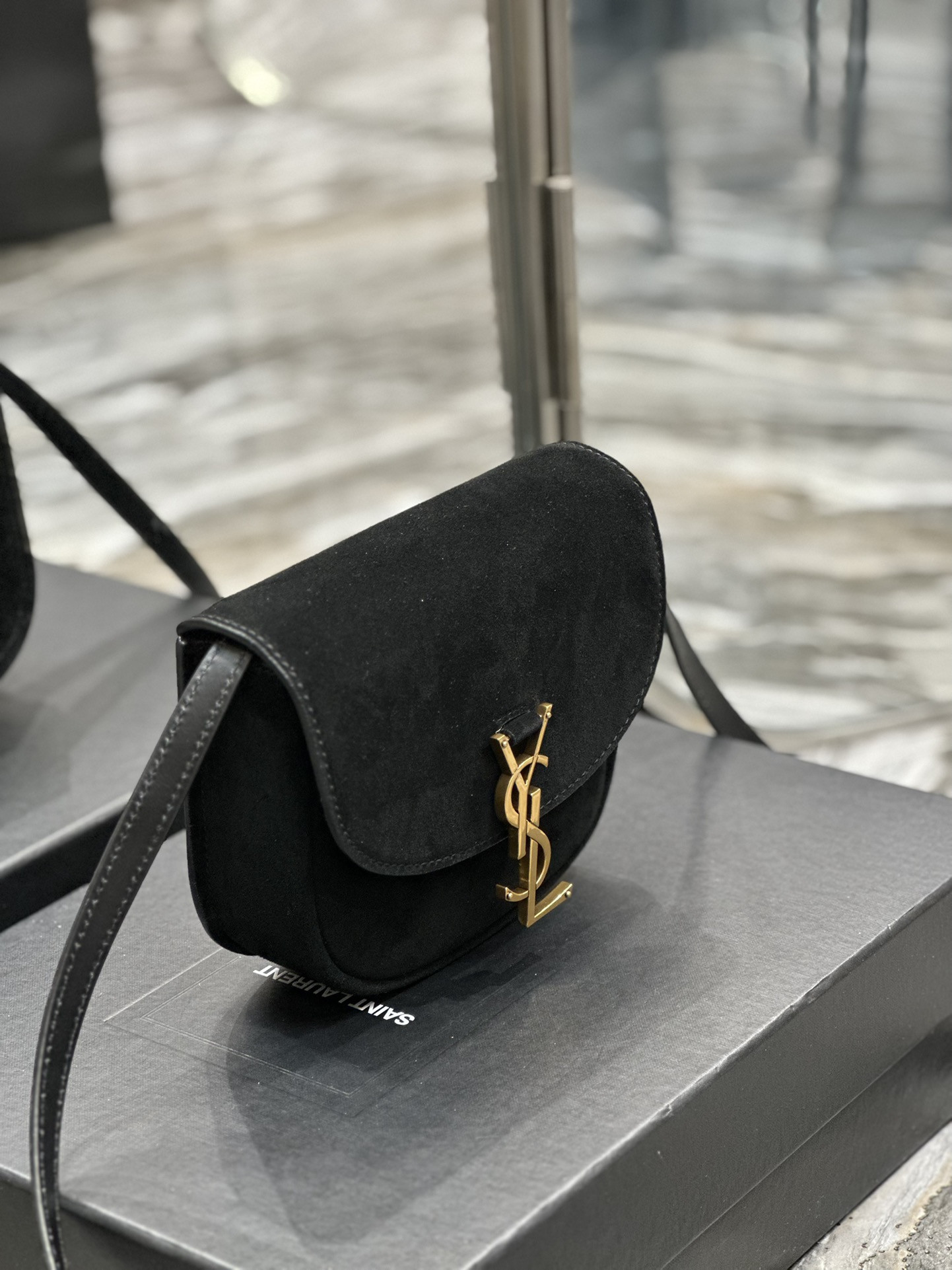 Y51 KAIA SMALL SATCHEL IN SMOOTH LEATHER 7.2 X 6.1 X 2.1 INCHES