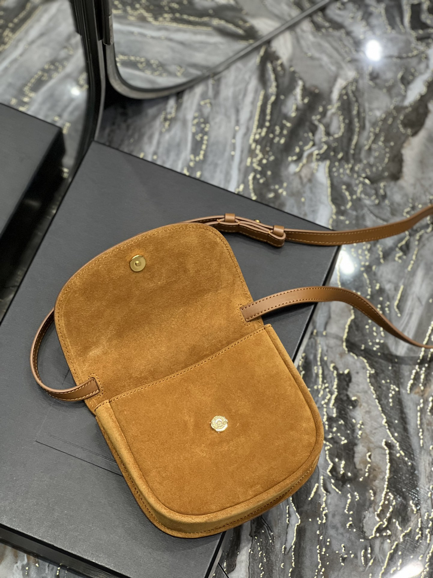Y51 KAIA SMALL SATCHEL IN SMOOTH LEATHER 7.2 X 6.1 X 2.1 INCHES