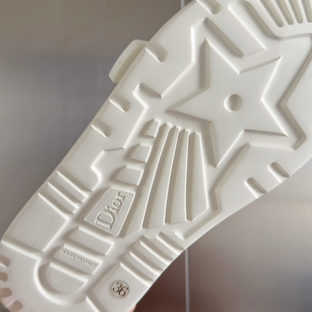 UA D10riviera Dio(r)evolution Slide White