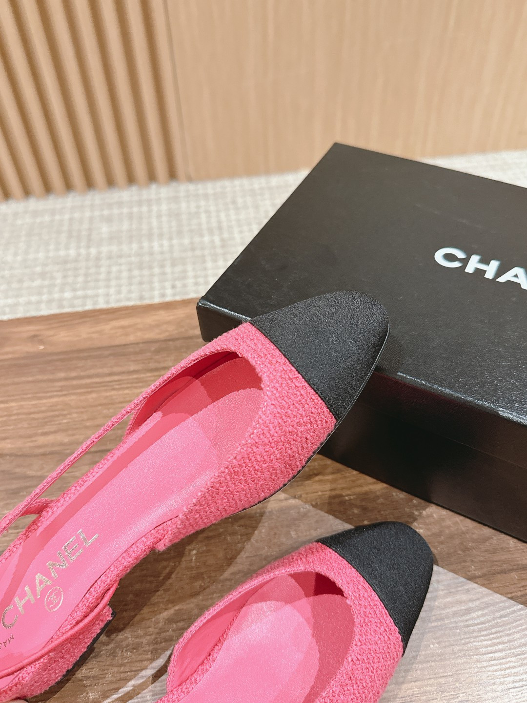 UA Ch**el SLINGBACKS FLAT