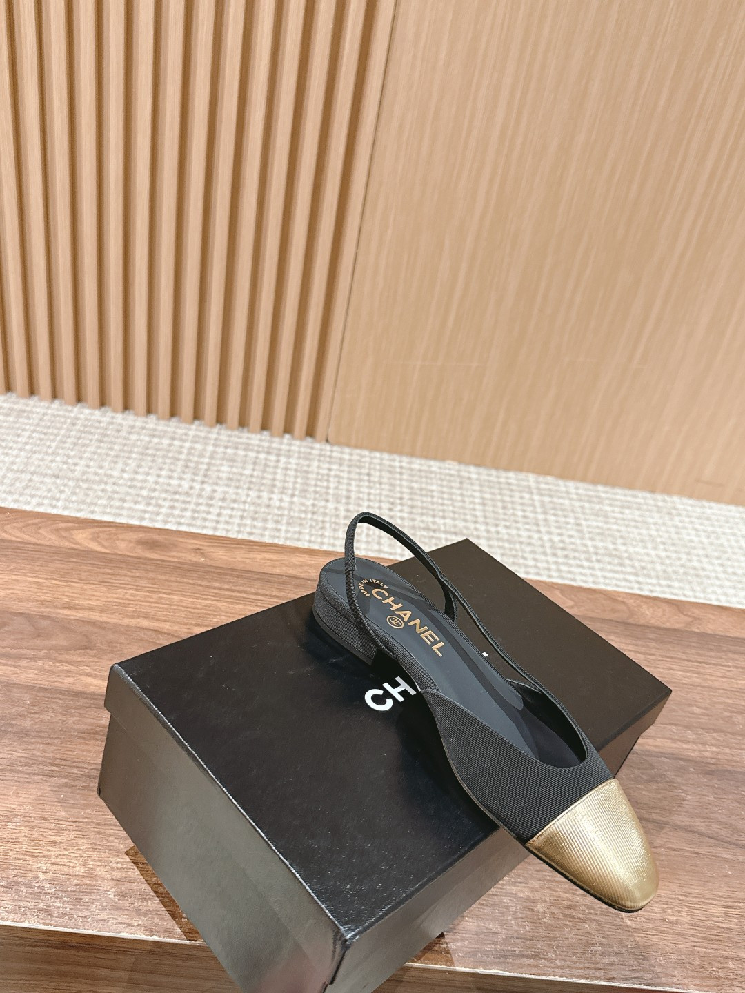 UA Ch**el SLINGBACKS FLAT