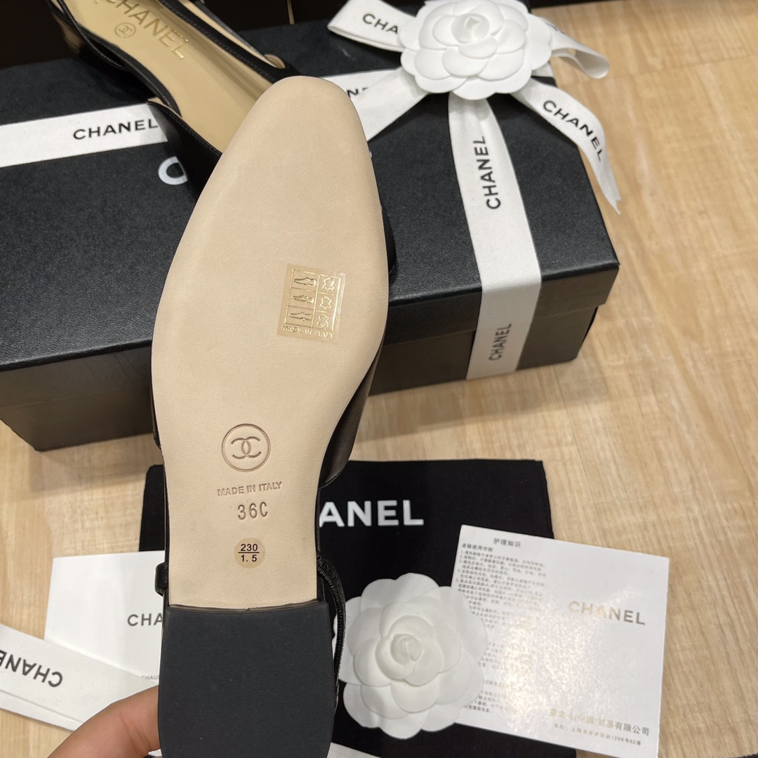 UA Ch**el SLINGBACKS FLAT