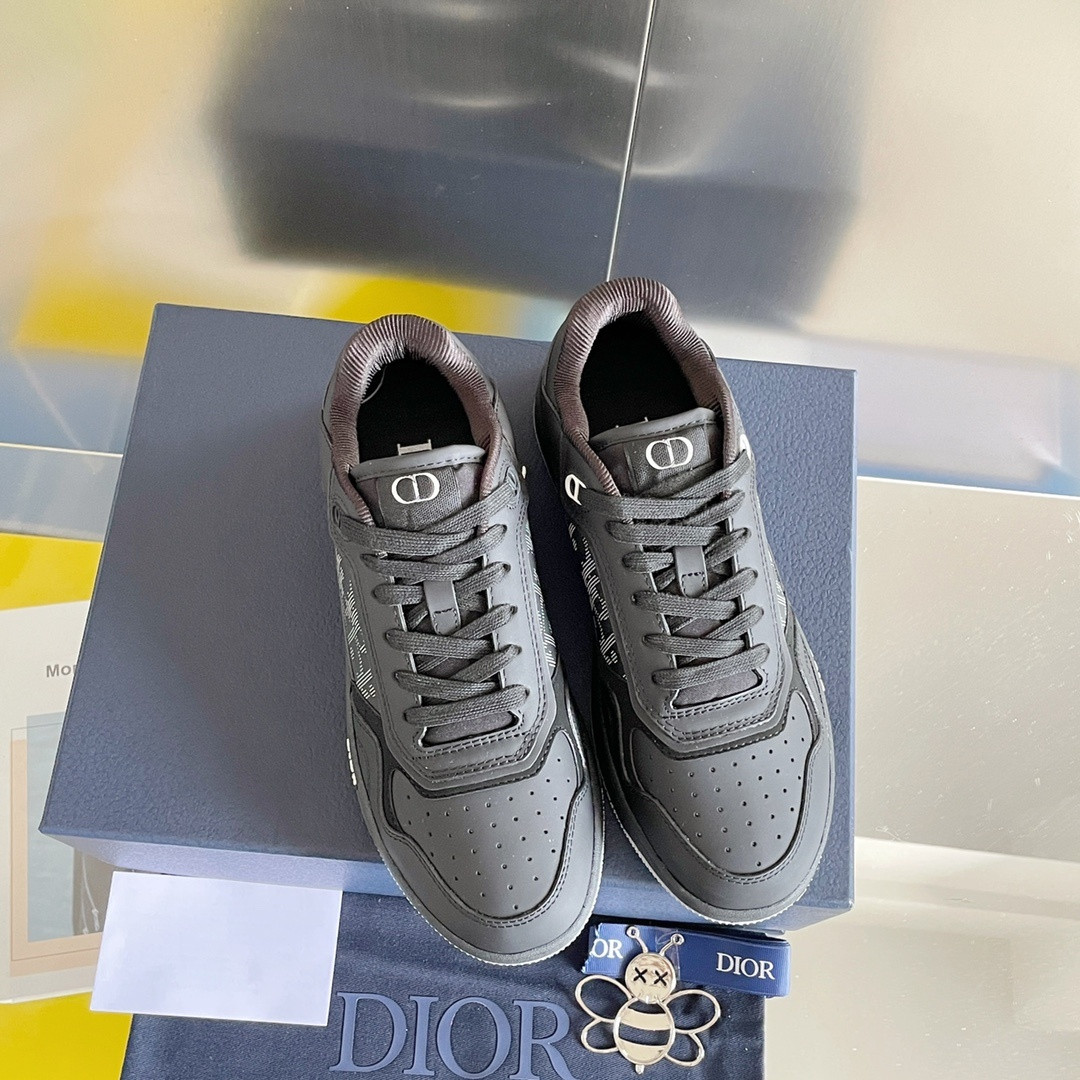 UA D10r B27 Sneaker