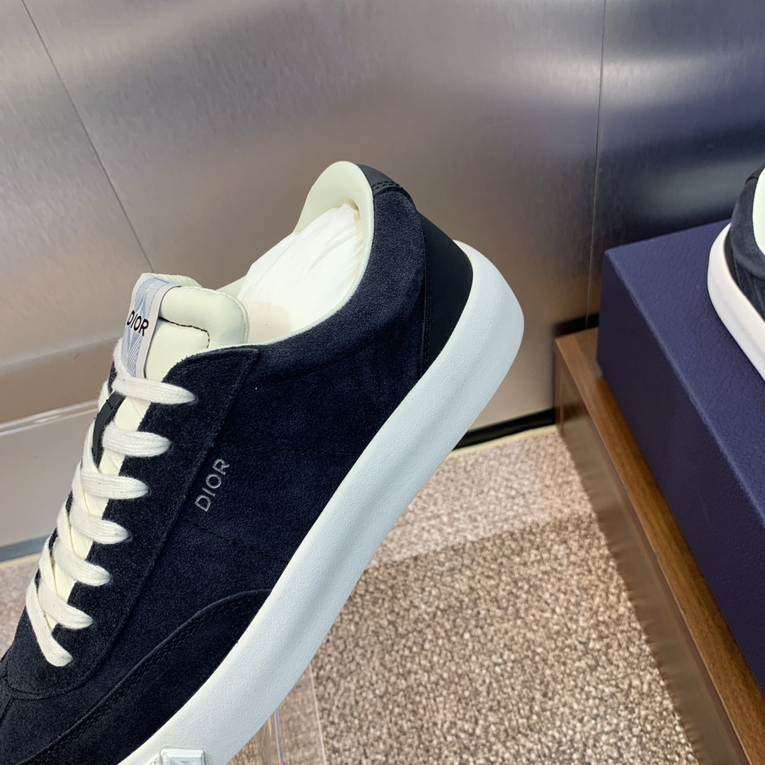 UA D10r B101 Sneaker