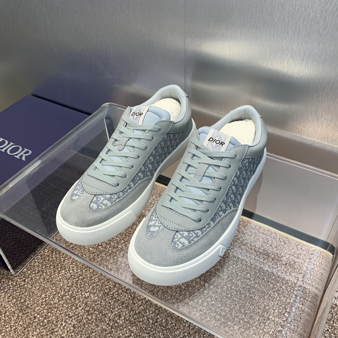 UA D10r B101 Sneaker