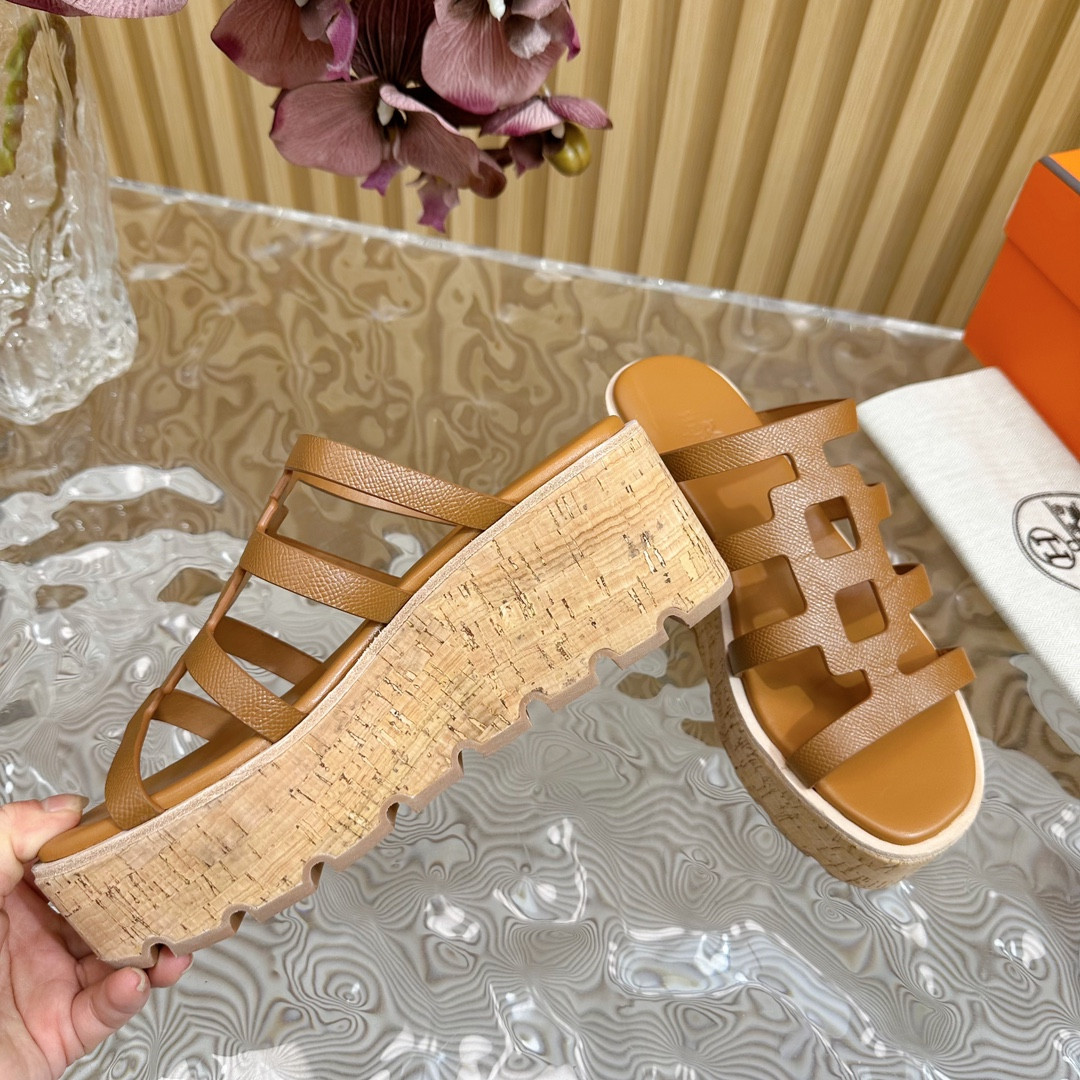 UA H**me5 Isabella 30 sandal