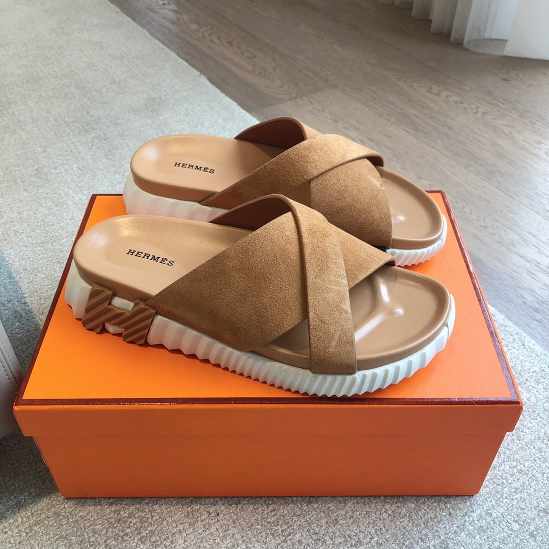 UA H**me5 Infra sandal
