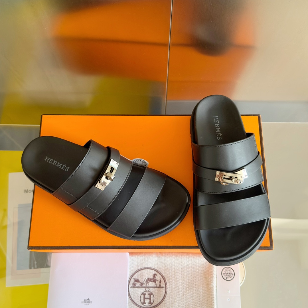 UA H**me5 Jackson sandal