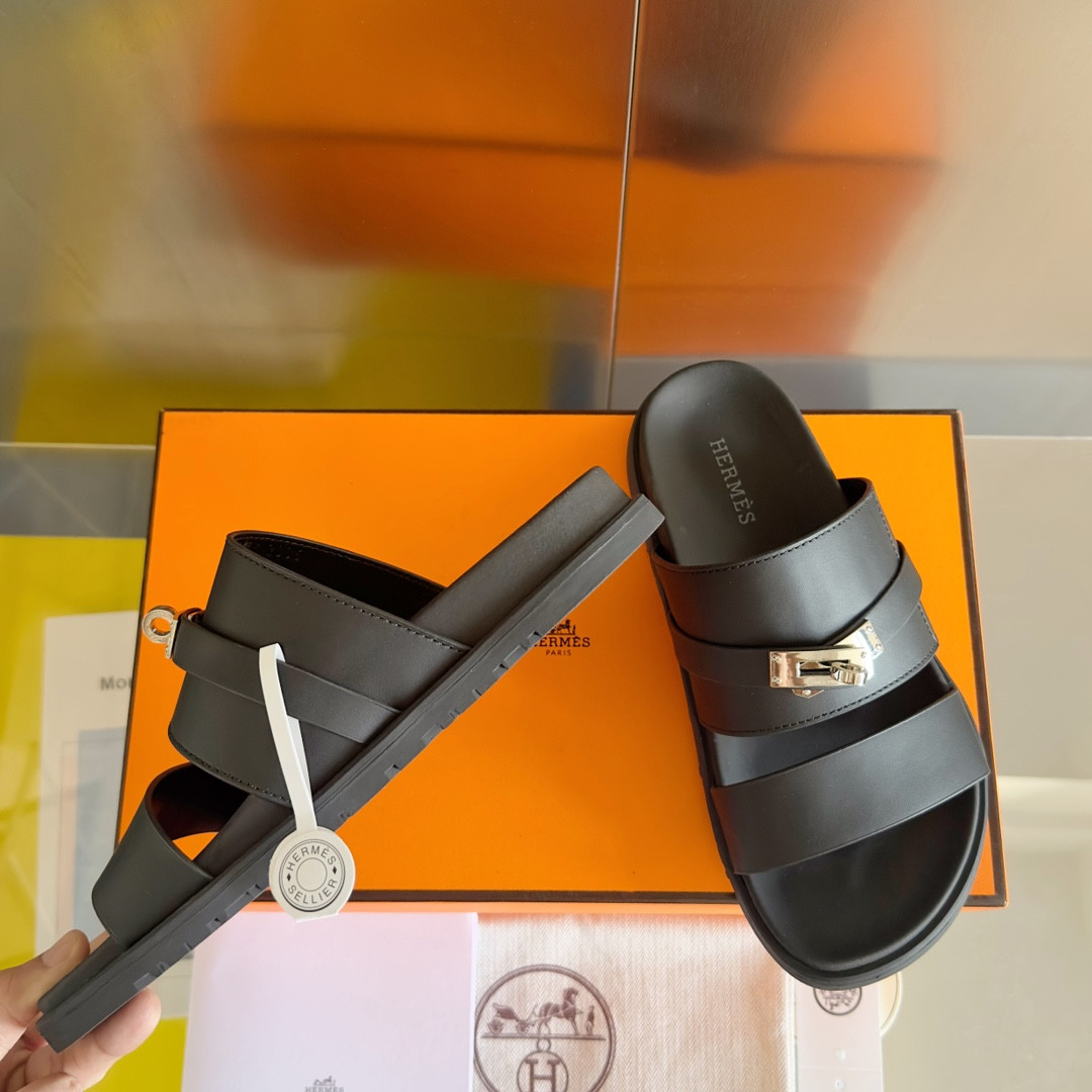 UA H**me5 Jackson sandal