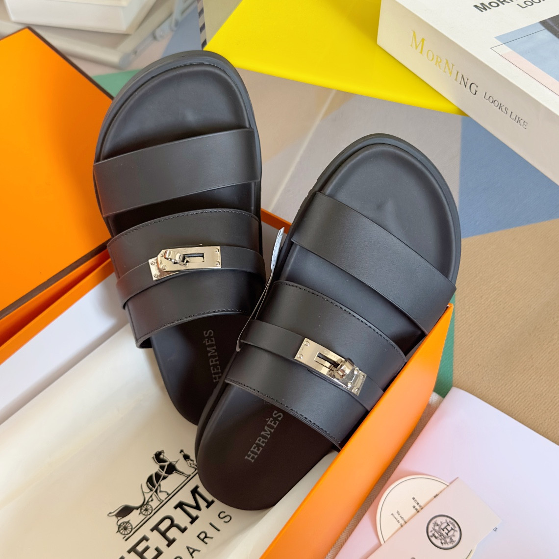 UA H**me5 Jackson sandal
