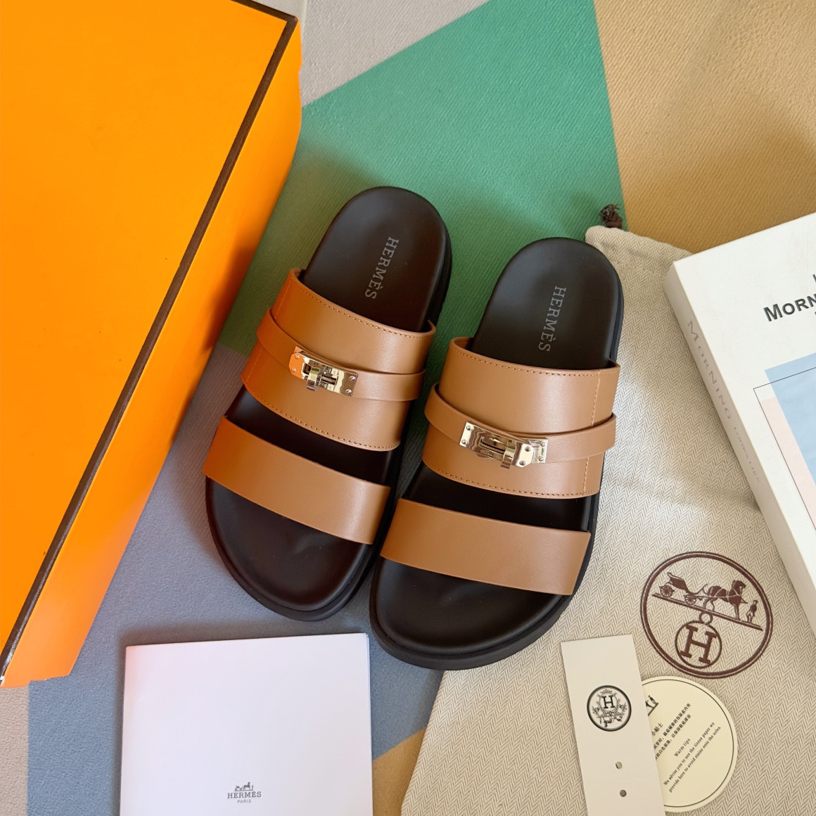 UA H**me5 Jackson sandal