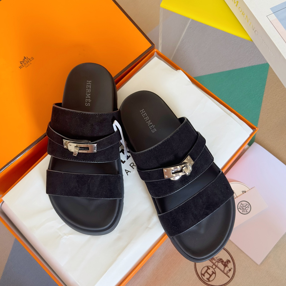 UA H**me5 Jackson sandal