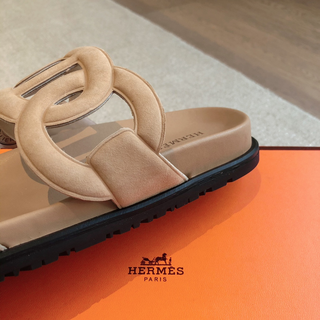 UA H**me5 Extra sandal