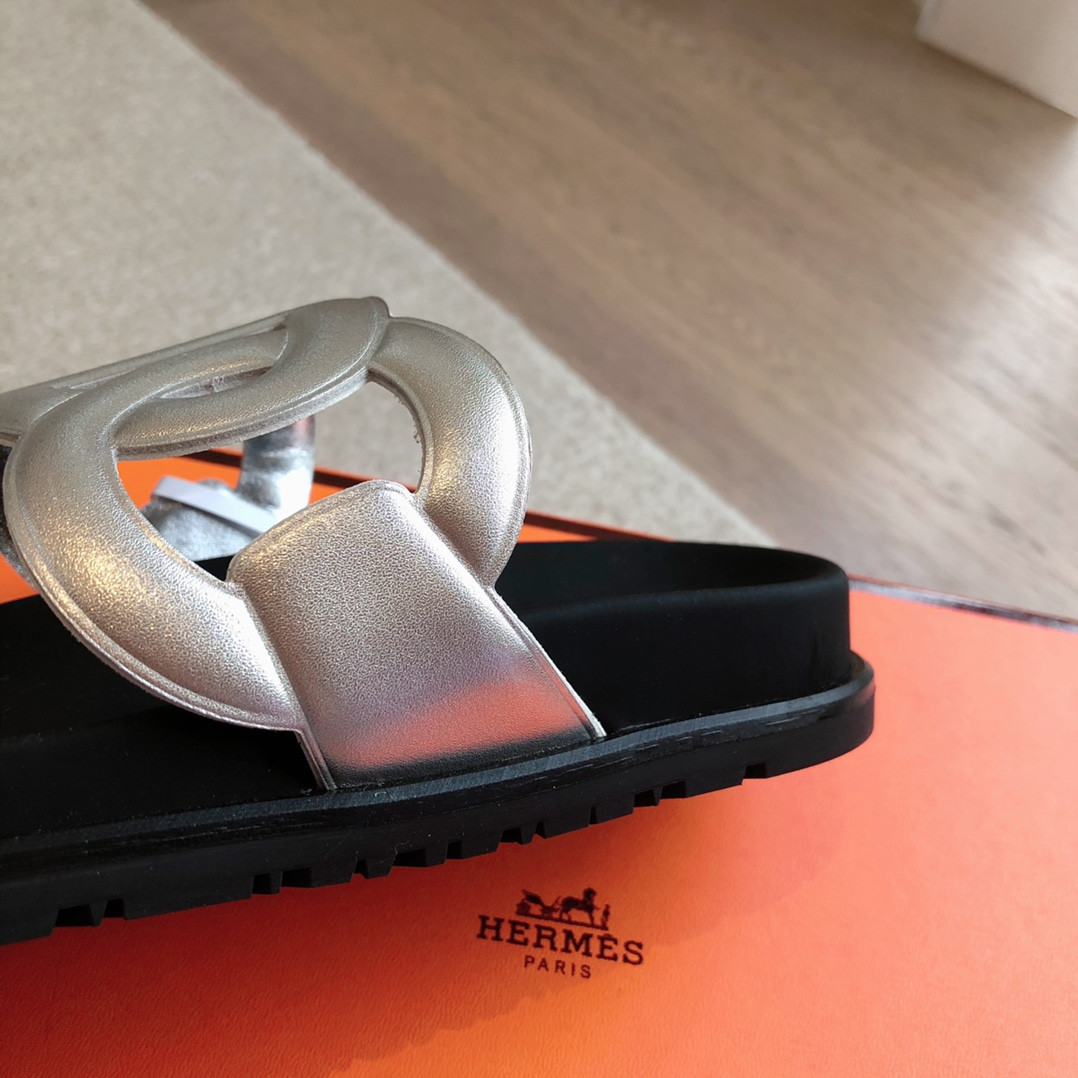 UA H**me5 Extra sandal