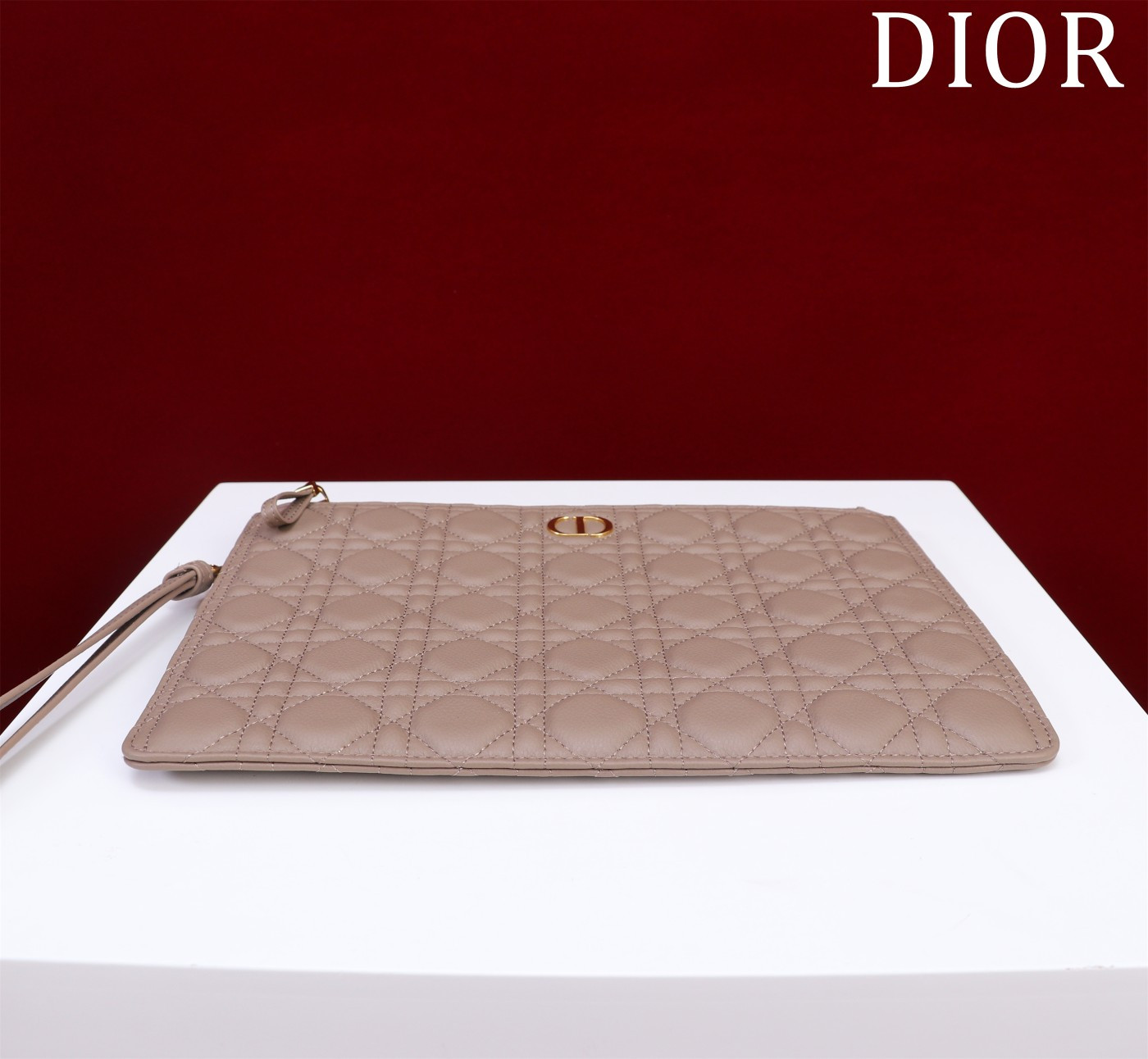 Large D10r Caro Daily Pouch 30 x 21.5 cm