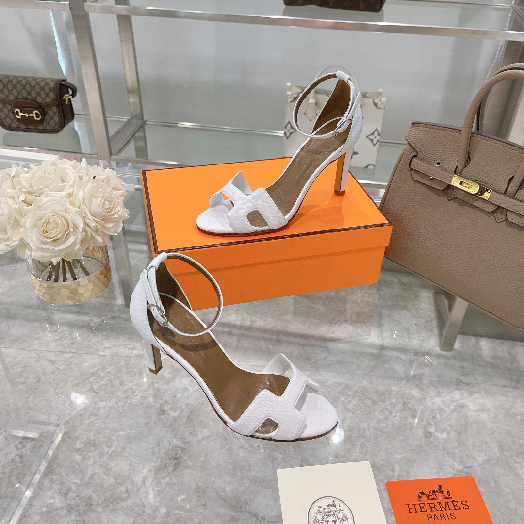 UA H**me5 Heeled Sandal