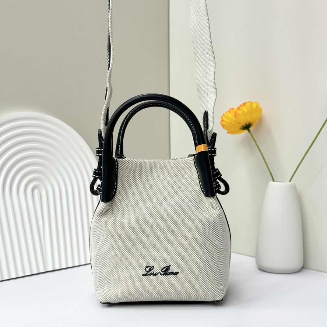 L0r0 P1ana Micro Bale Bag Cotton, Linen 23 x 16 x 14 cm