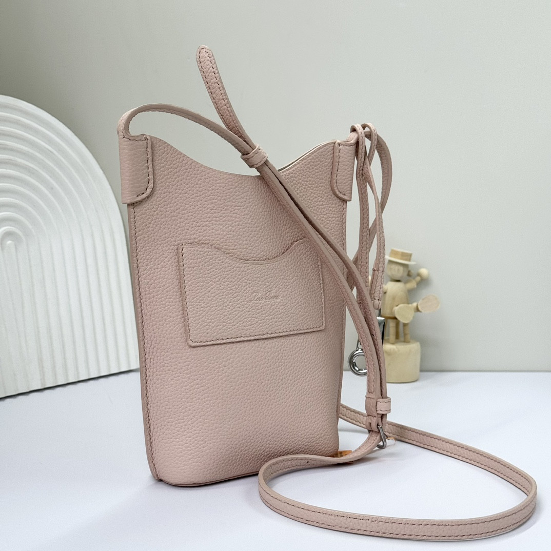 L0r0 P1ana Mini Bale Bag Calfskin 20x15x4cm