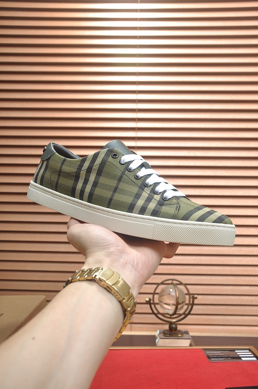 UA Bv*b*rry Check Sneakers