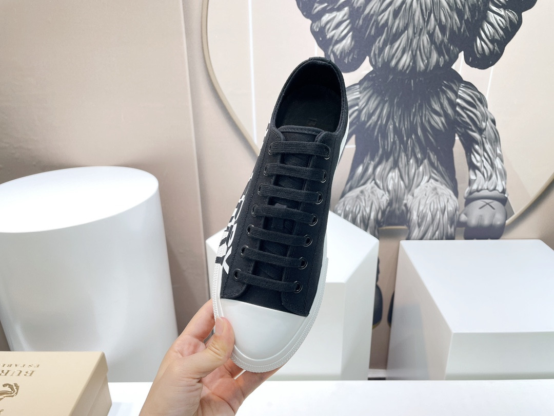 UA Bv*b*rry Sneakers