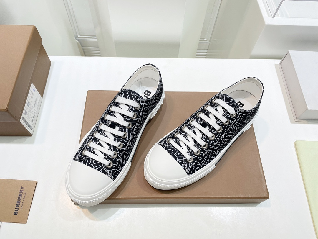 UA Bv*b*rry Sneakers