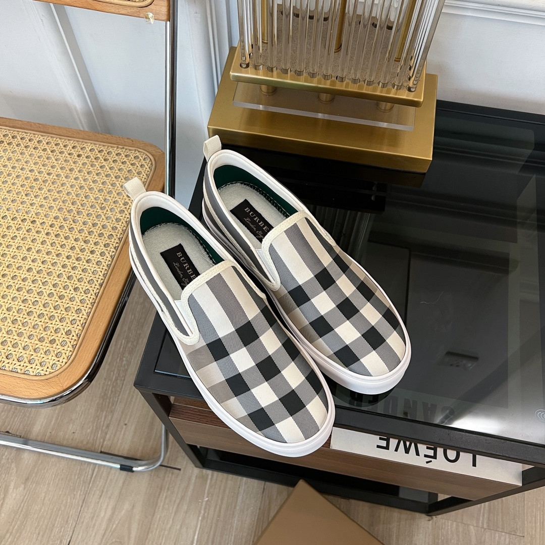 UA Bv*b*rry Slip On Sneakers