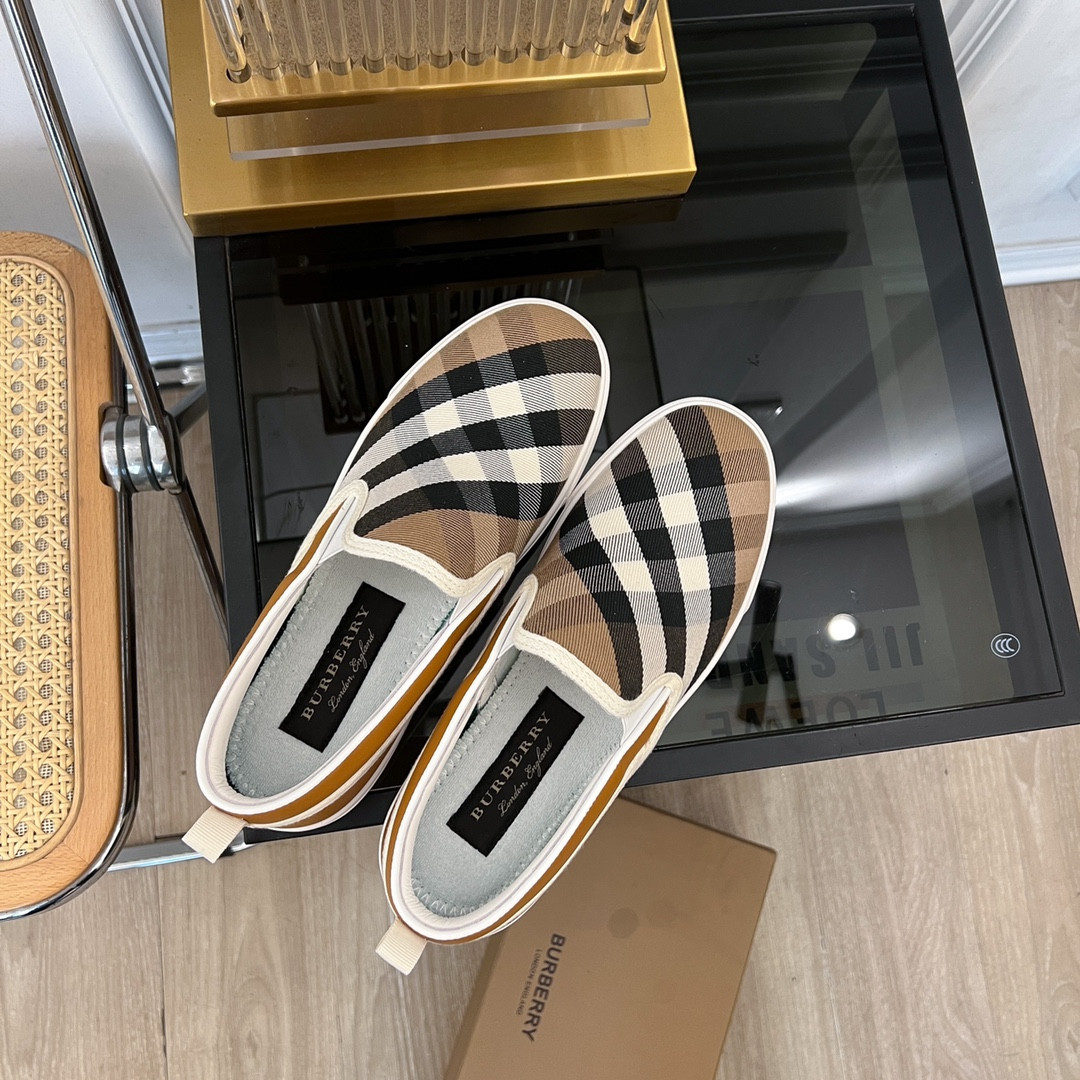 UA Bv*b*rry Slip On Sneakers
