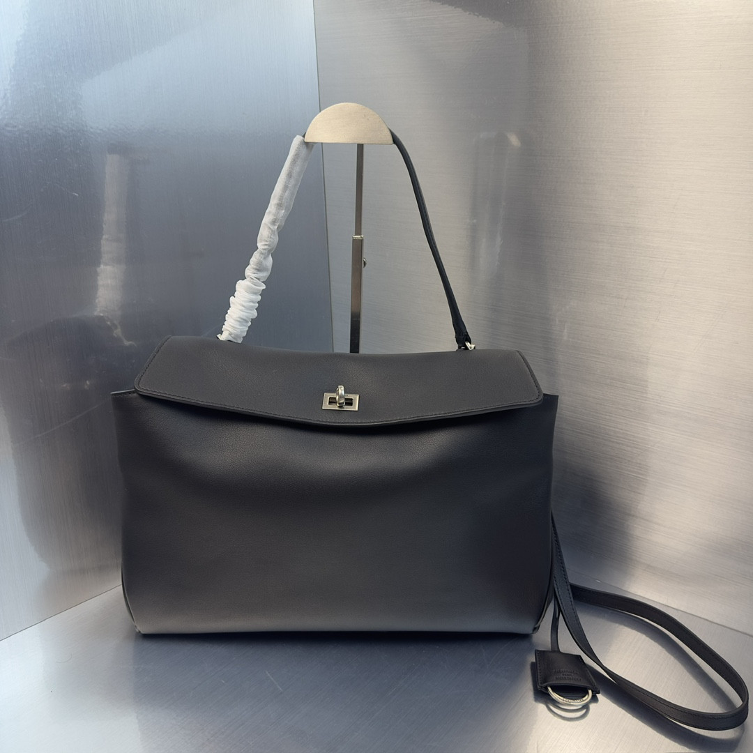 Ba1en*iaga Rodeo Large 39.8x29.9x12.9cm