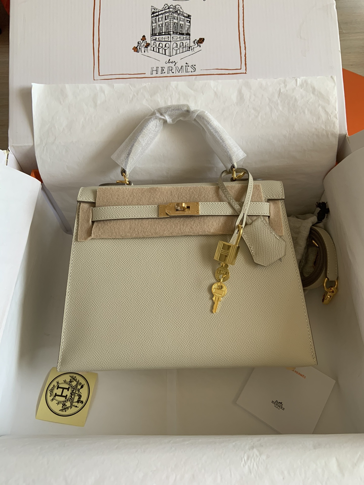 H**me5 Kelly Gold-tone Hardware 25 28