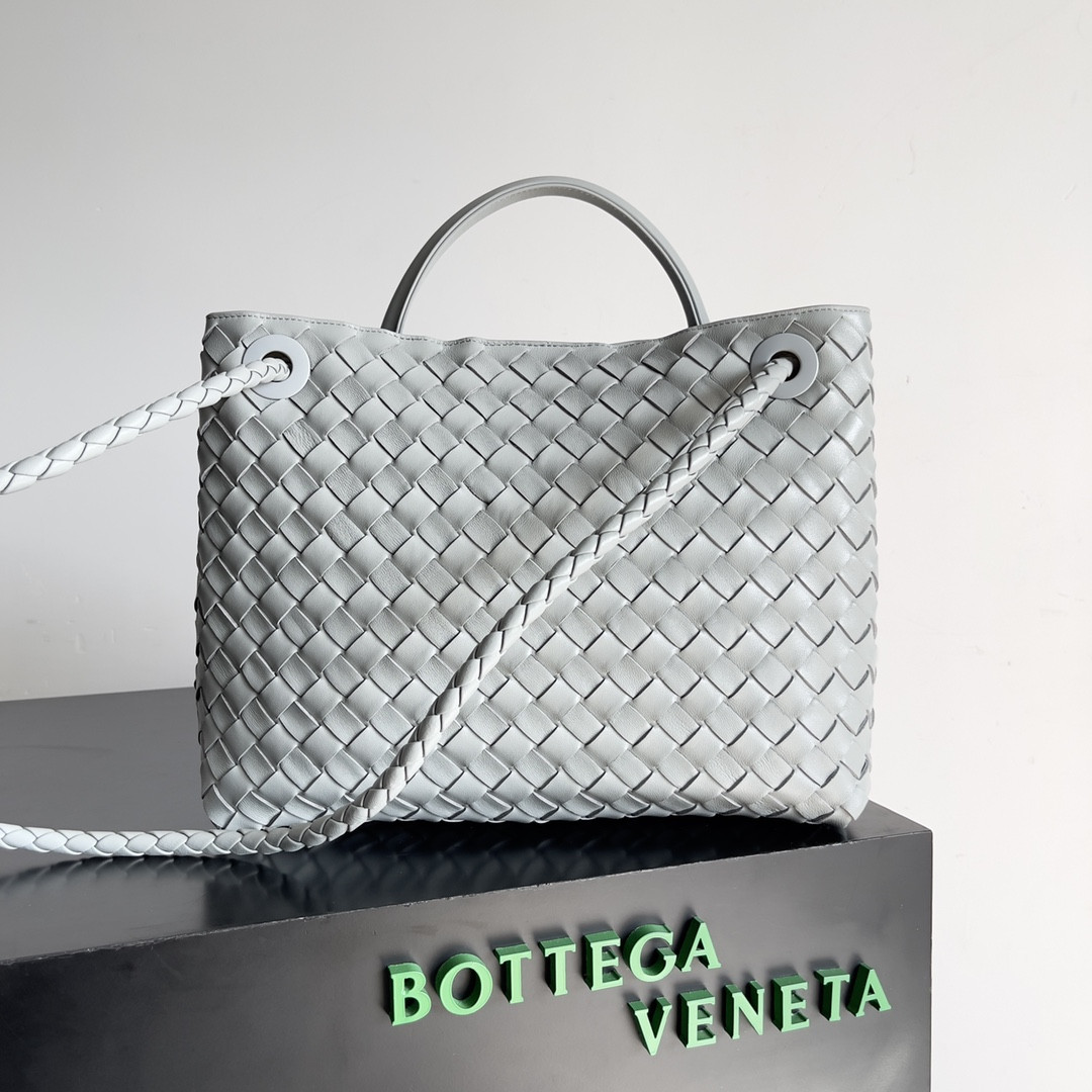 B0tt*ga Ven*ta Medium Andiamo 32x25x11CM