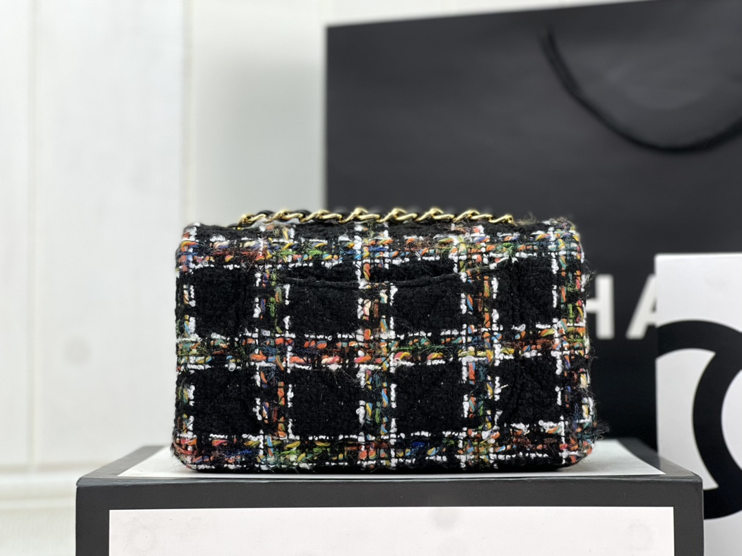 Ch**el Classic Flap Bag 20cm