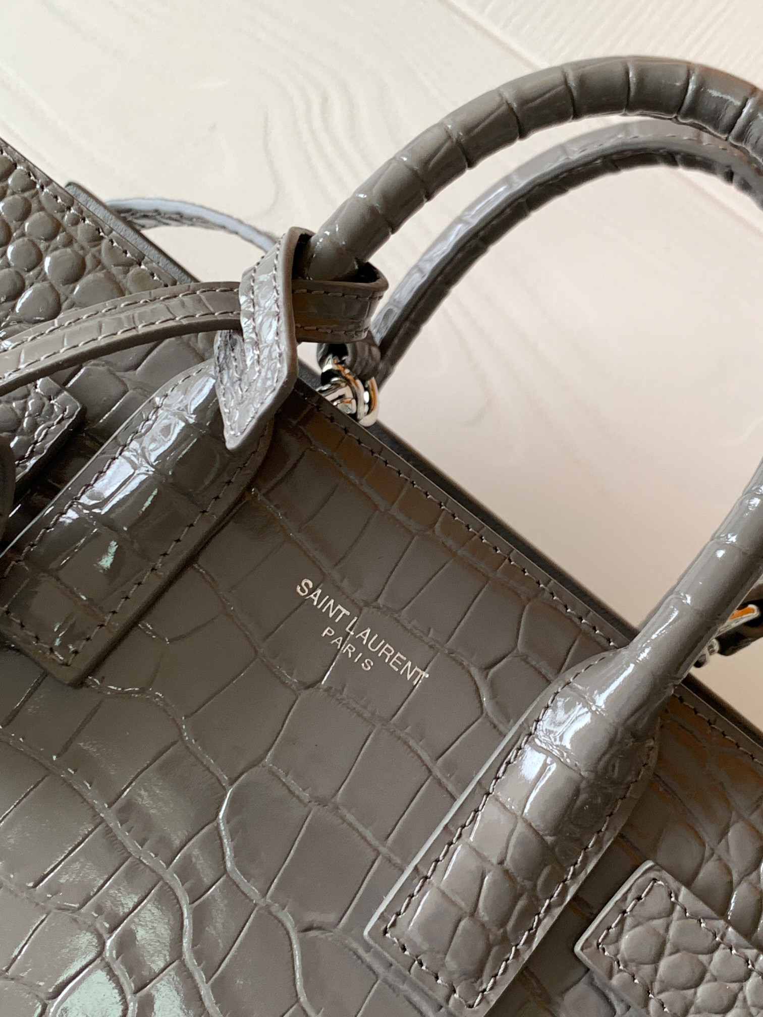 Y51 SAC DE JOUR IN CROCODILE EMBOSSED LEATHER - NANO 22x18x10.5cm