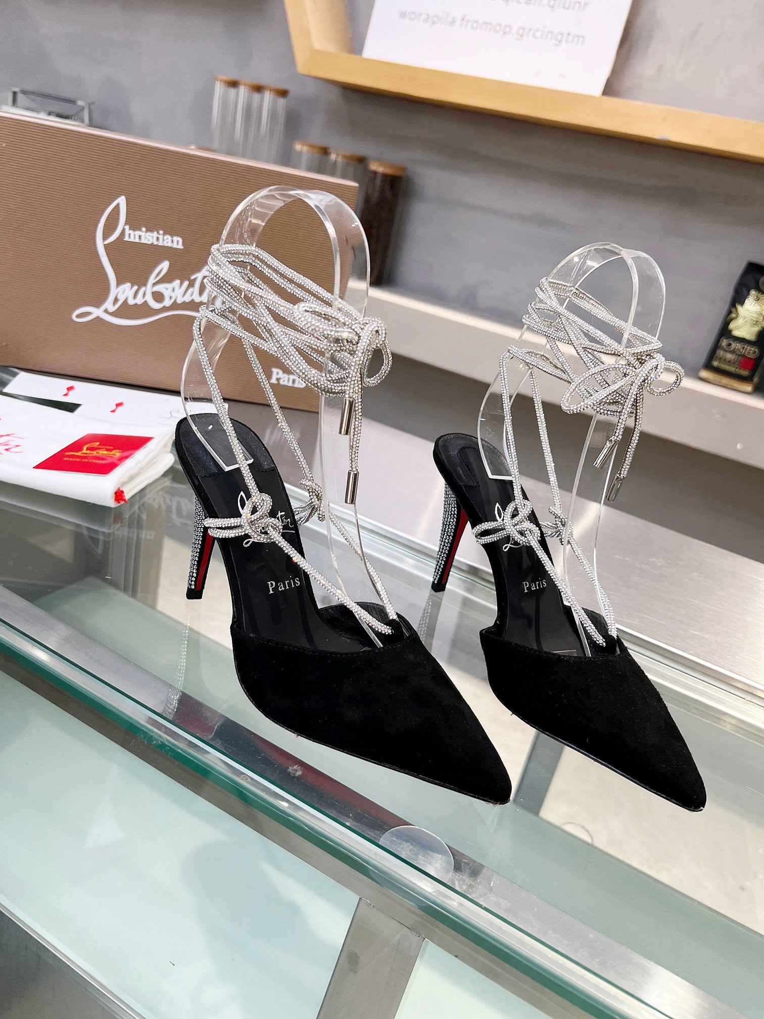 ua chr1st1an louboutin cl red-botT0m shoes