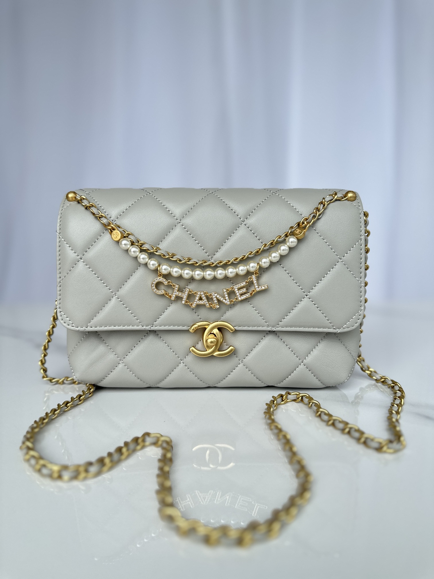 Ch**el Flap Bag 23x15x9cm