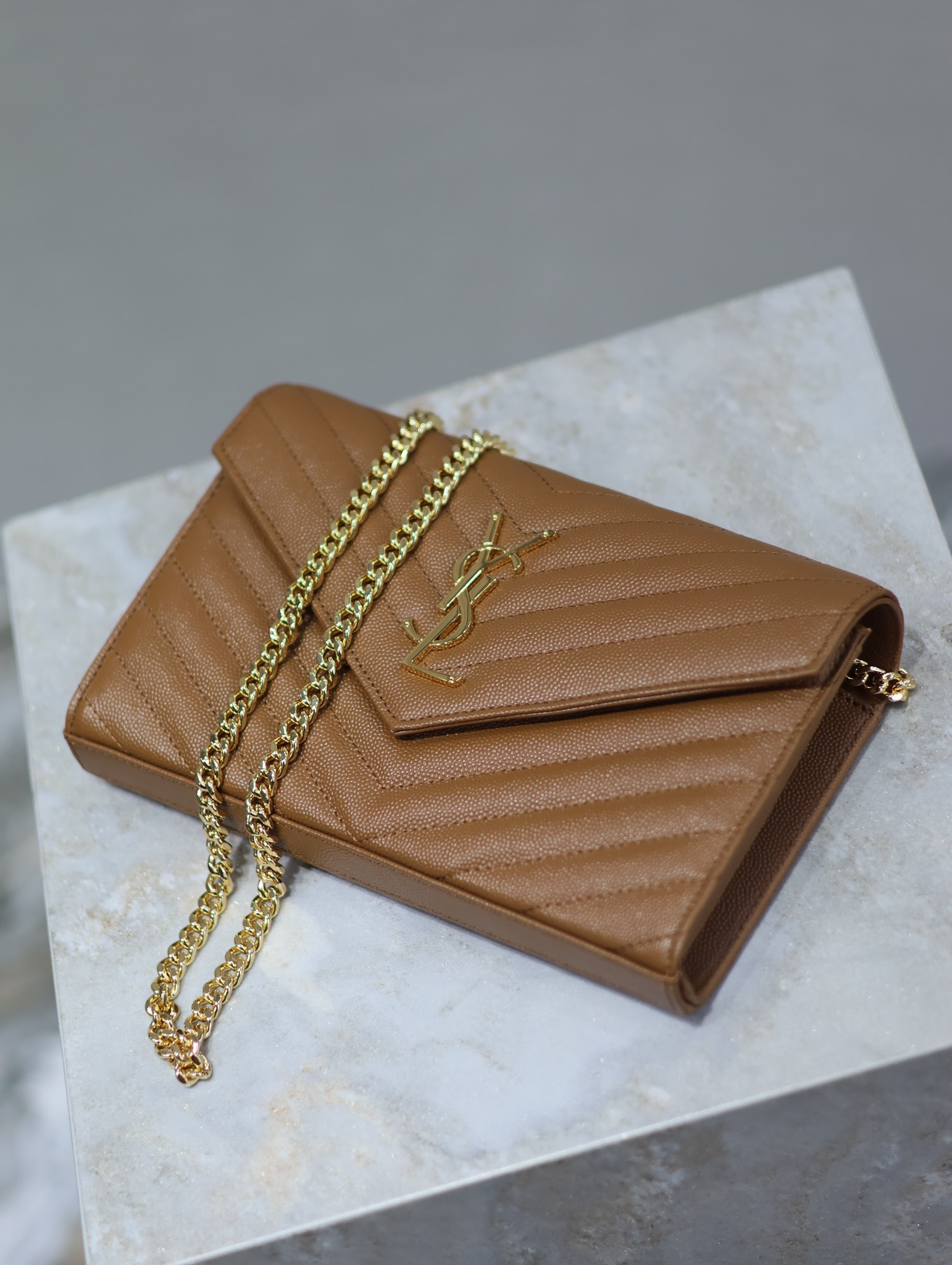 Y51 Cassandra Monogram Classic Chain Wallet in Grained Poudre Leather 22.5 x 14 x 4cm