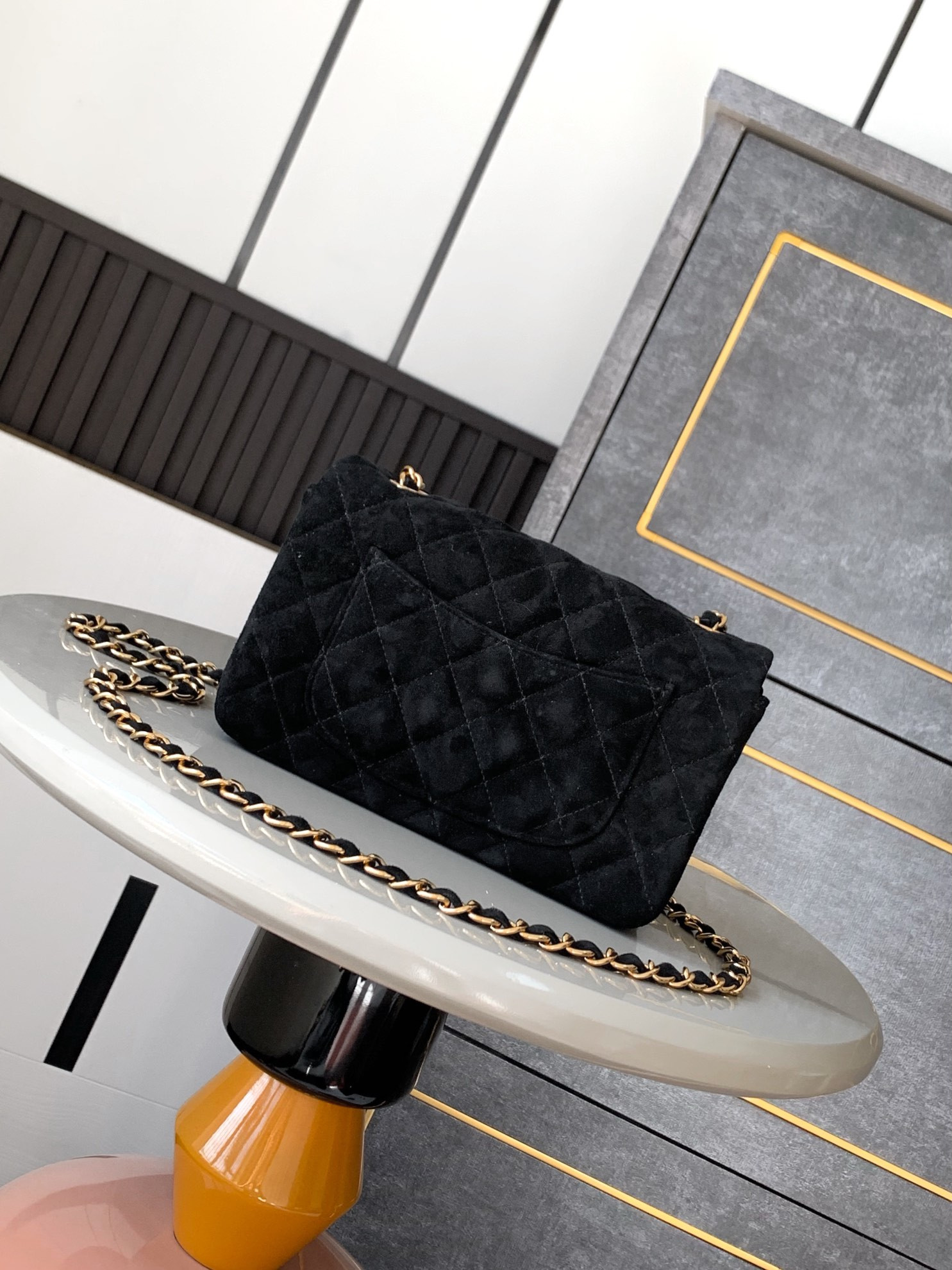 Ch**el MINI CLASSIC 11.12 HANDBAG 20 12×20×6cm