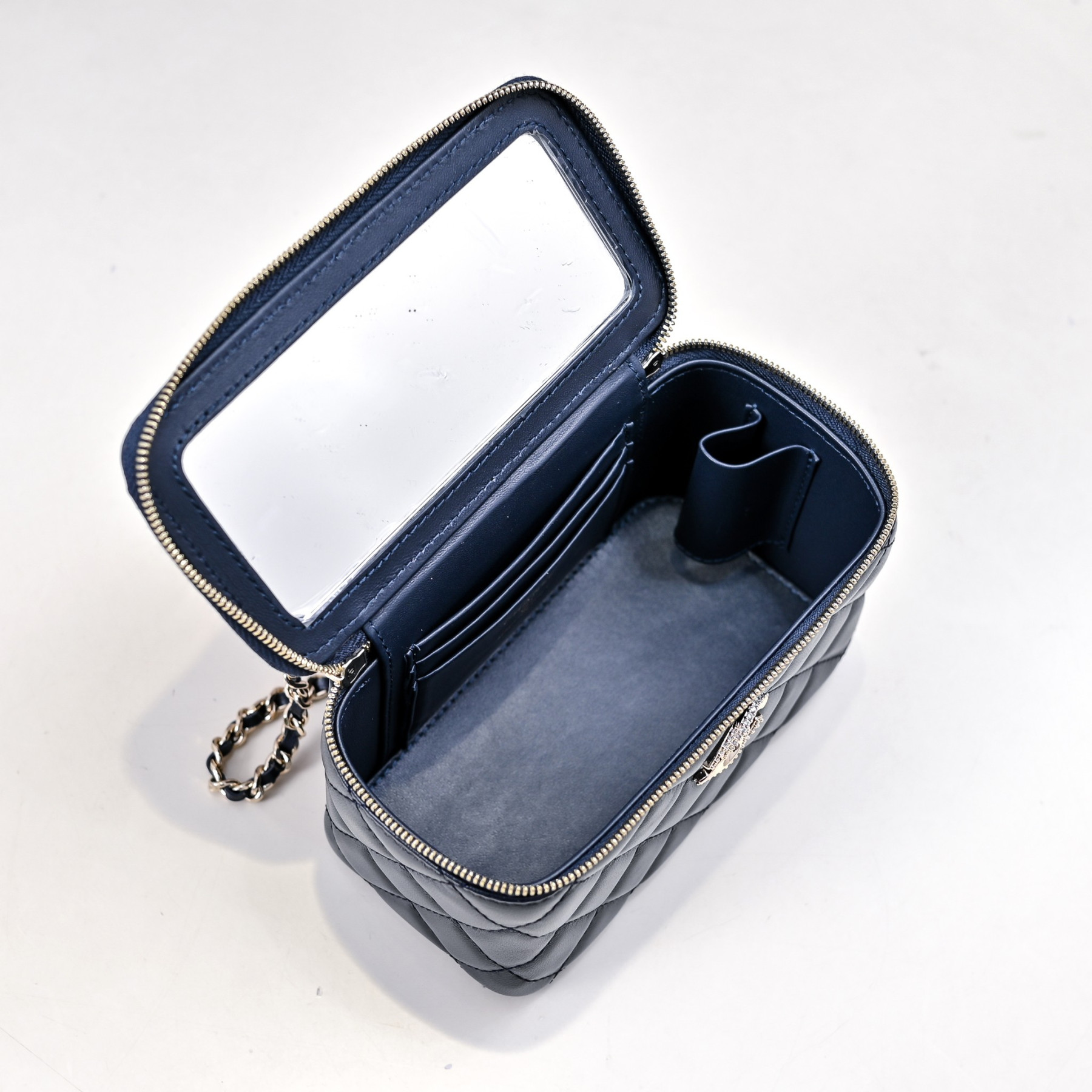 Ch**el Clutch With Chain 17cm