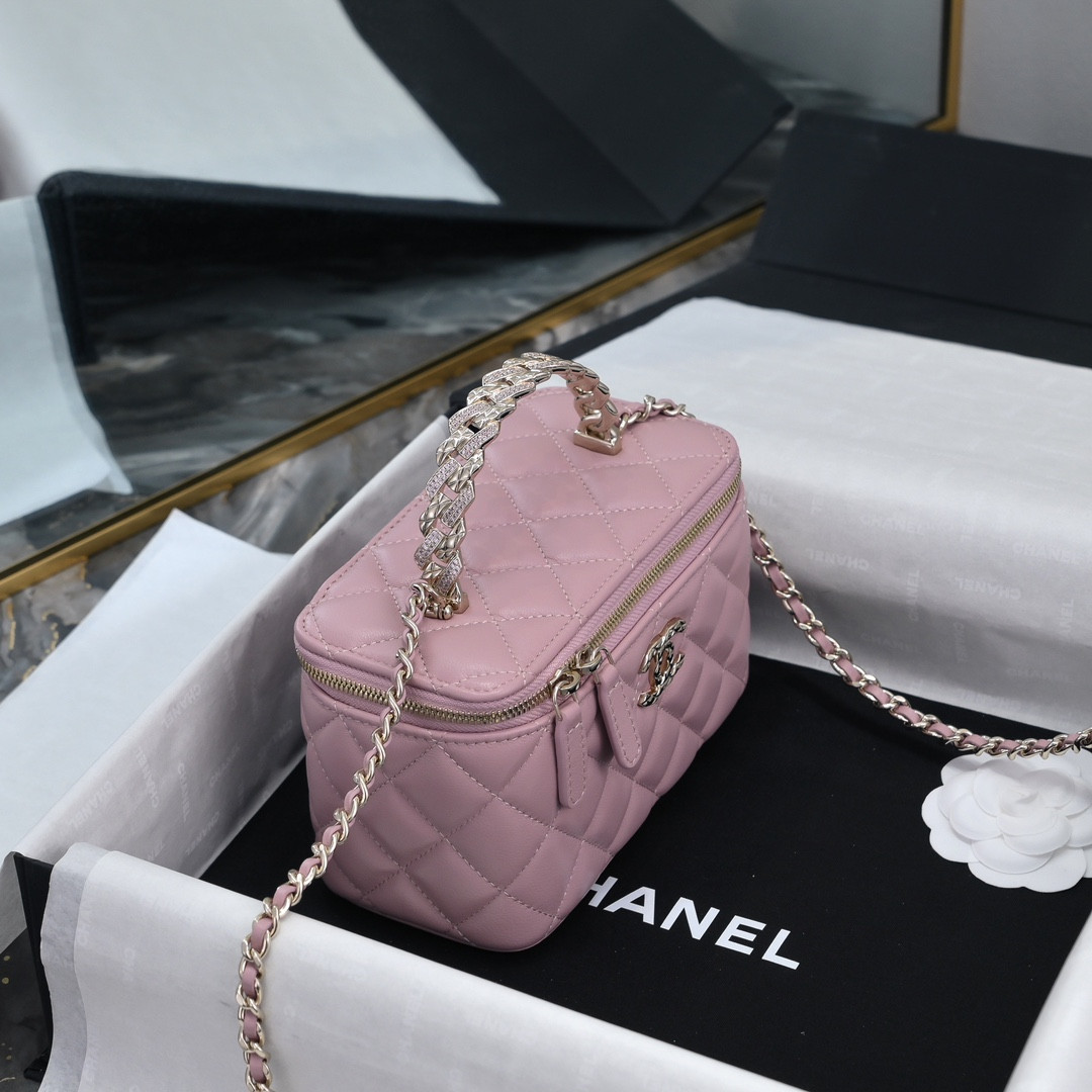 Ch**el Clutch With Chain 10x16x8cm