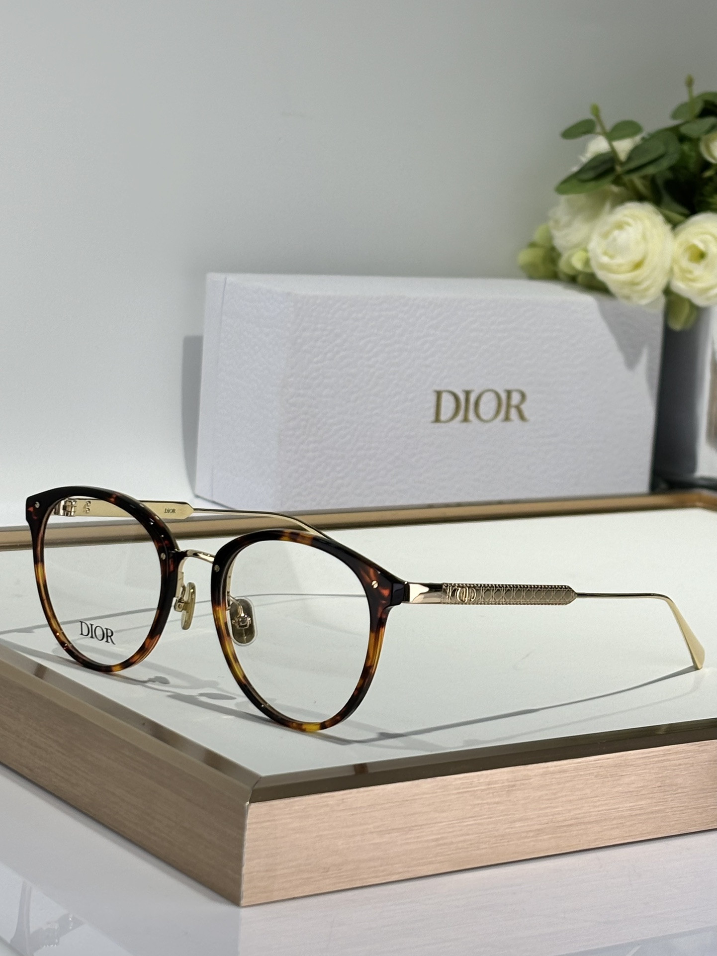 D10r Glasses Mini CD A6L 51-20-145