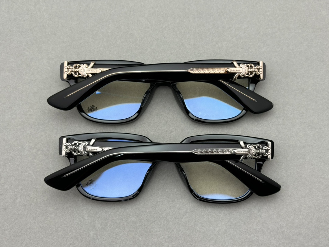 Ch*0me He**ts Glasses BK 54-19-152