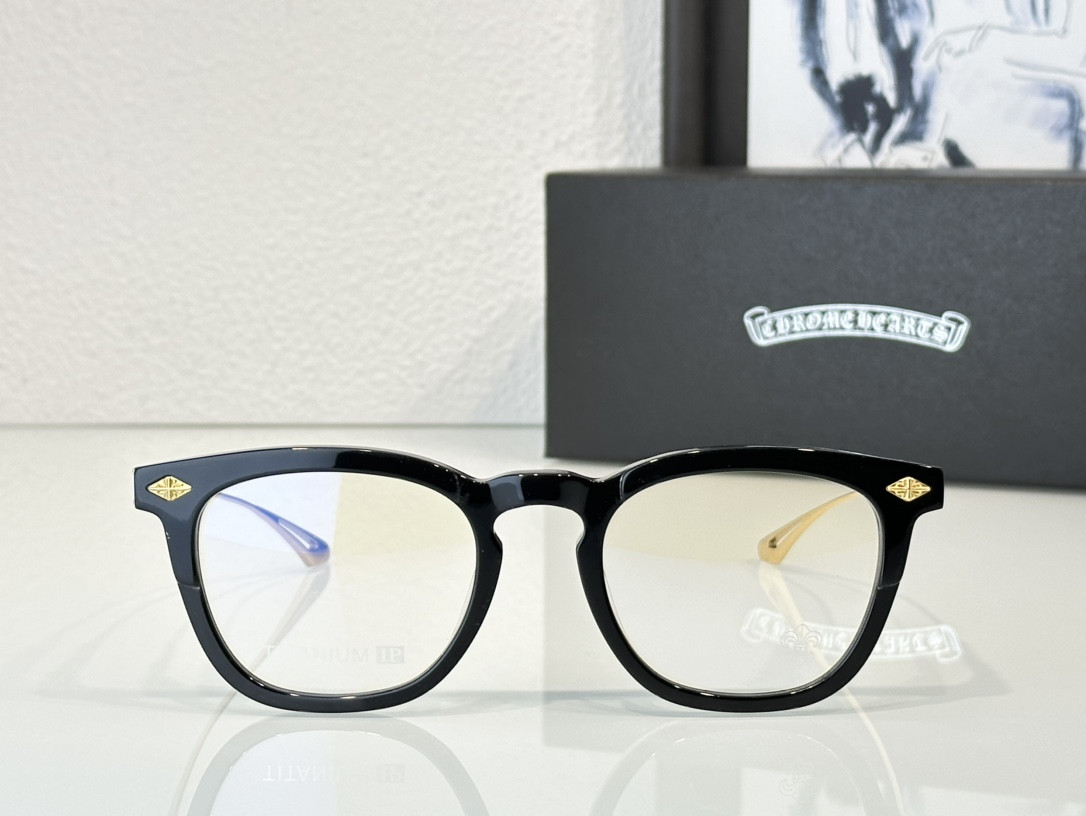 Ch*0me He**ts Glasses CH8110 51-21-150