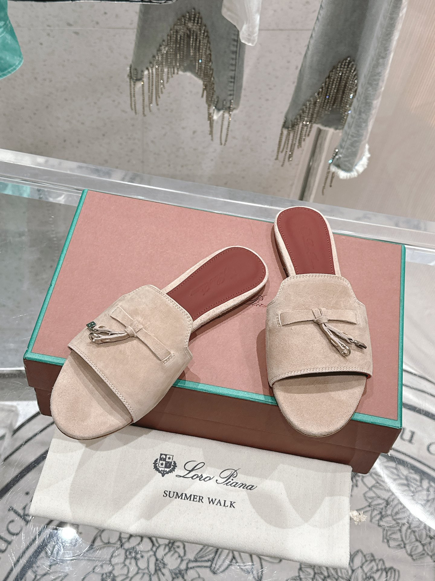 UA L0r0 P1ana Summer Charms Sandal