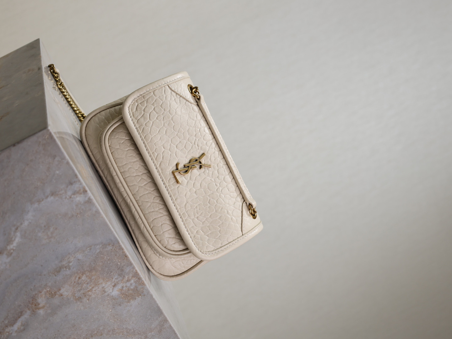 Y51 Niki Mini in grained lambskin 828736 12.5x18x5cm