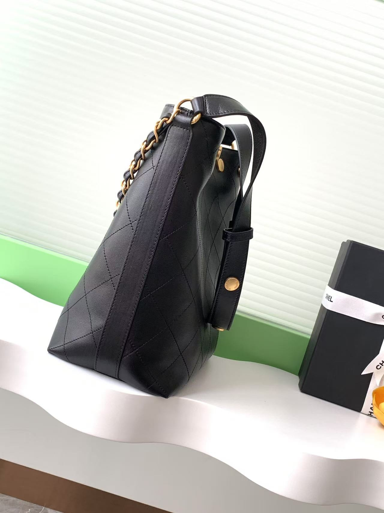 Ch**el Large Bucket Bag 28x31x15cm AS5406