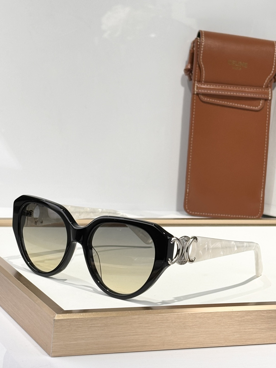 Ce1i*e Glasses CL40523 53-19-140