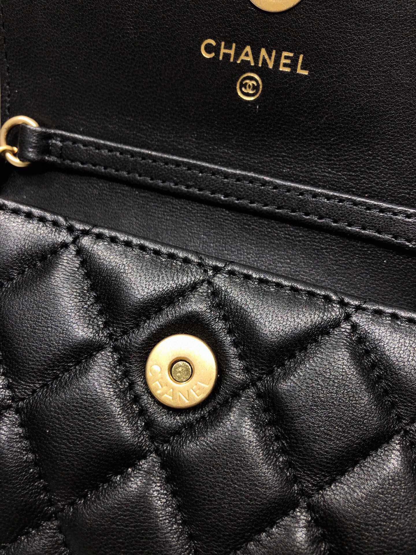 Ch**el 20S FLAP HANDBAG AP1465 12x9cm