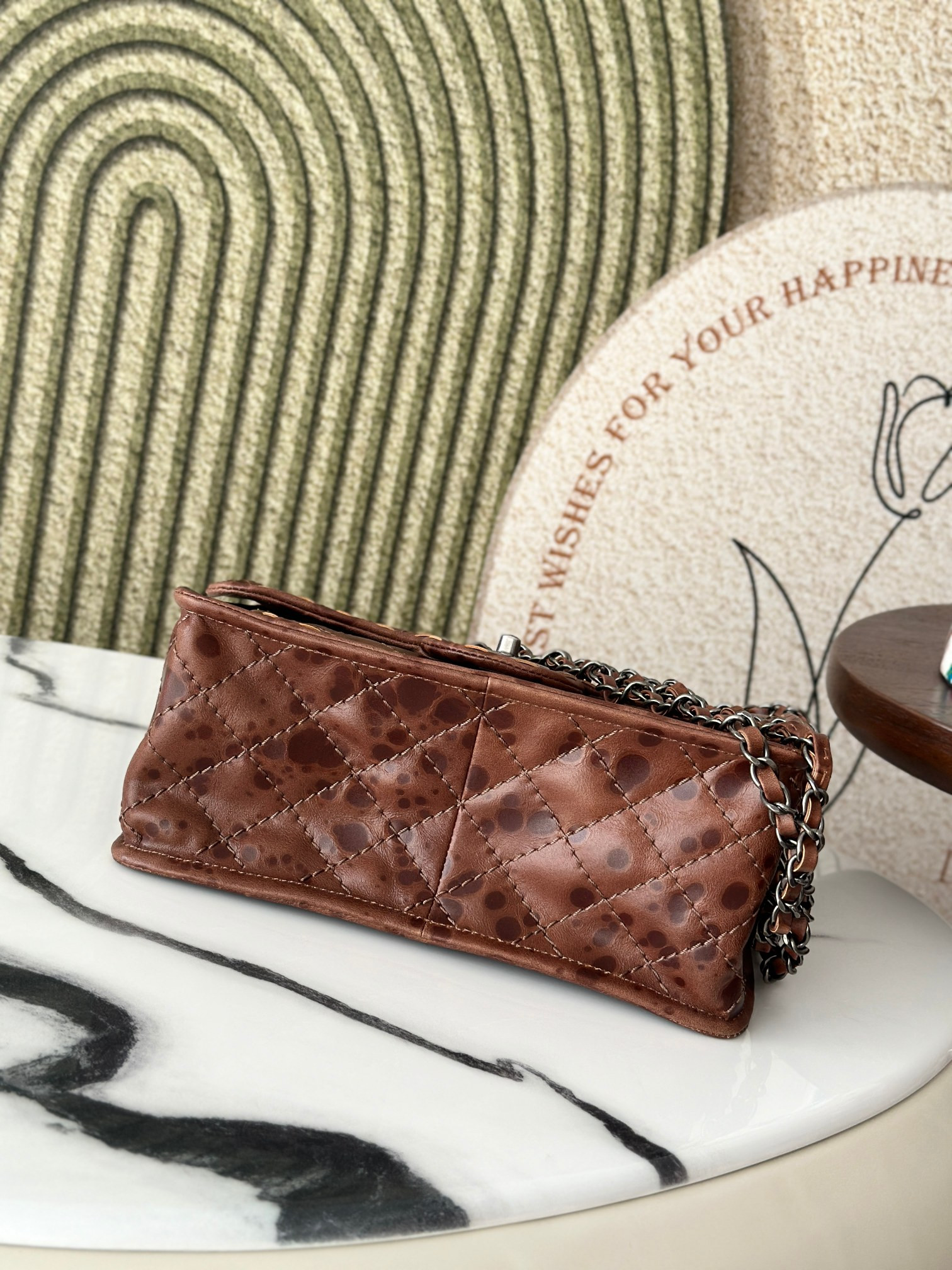 Ch**el Vintage Flap tofu bag 26x11x23cm