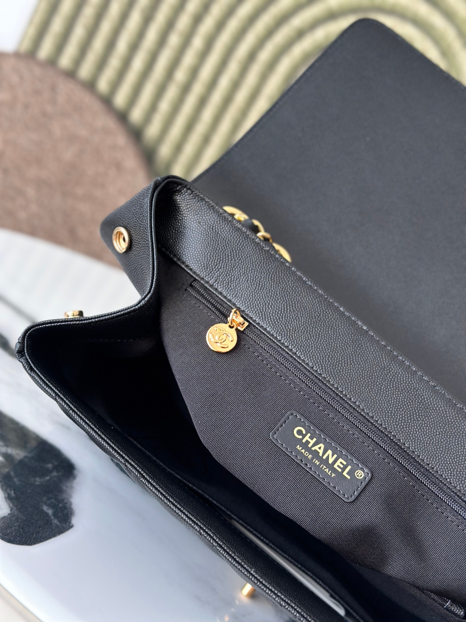 Ch**el shoulder chain bag  33x11x23cm