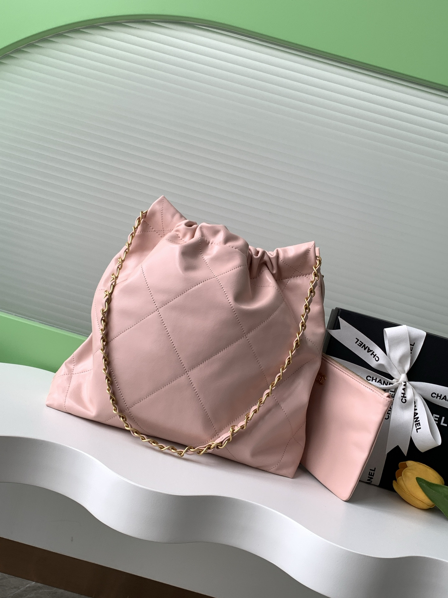 Ch**el 22 SMALL HANDBAG AS3260 35x37x7cm